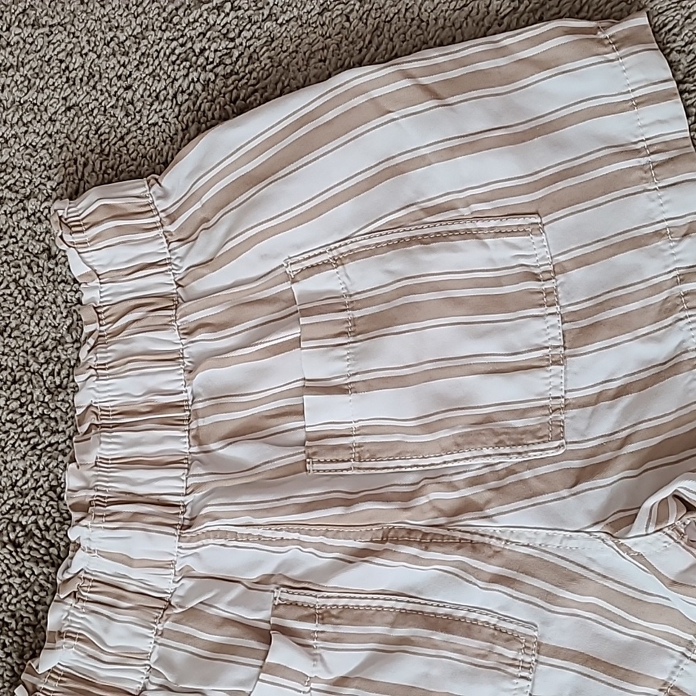 Drawstring Pull On Shorts - Picture 7 of 10